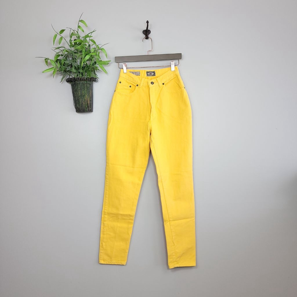 Vintage Express 90s Mom Tapered Leg Relaxed High Rise Jeans Bright Yellow 0 2